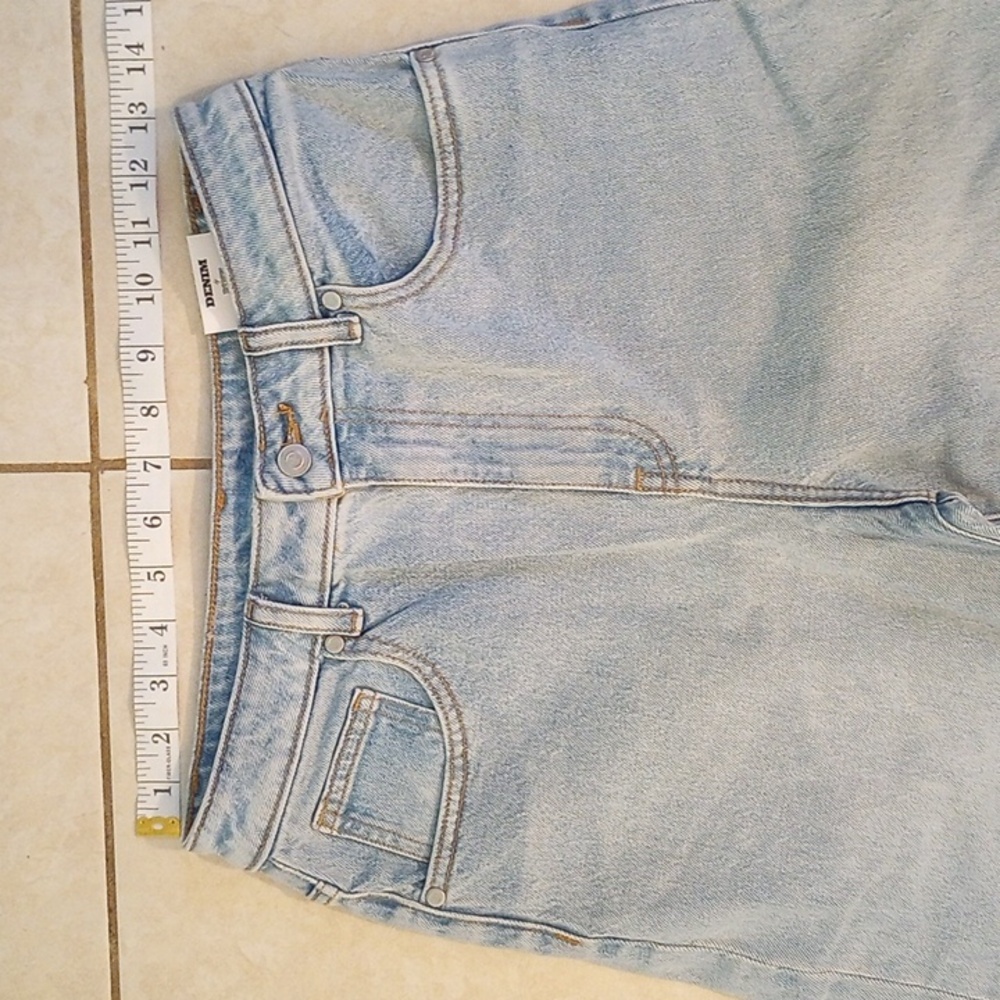 New Victoria's Secret Denim by Pink Straight Leg High Rise Light Wash Jeans Sz 6 - Picture 4 of 5